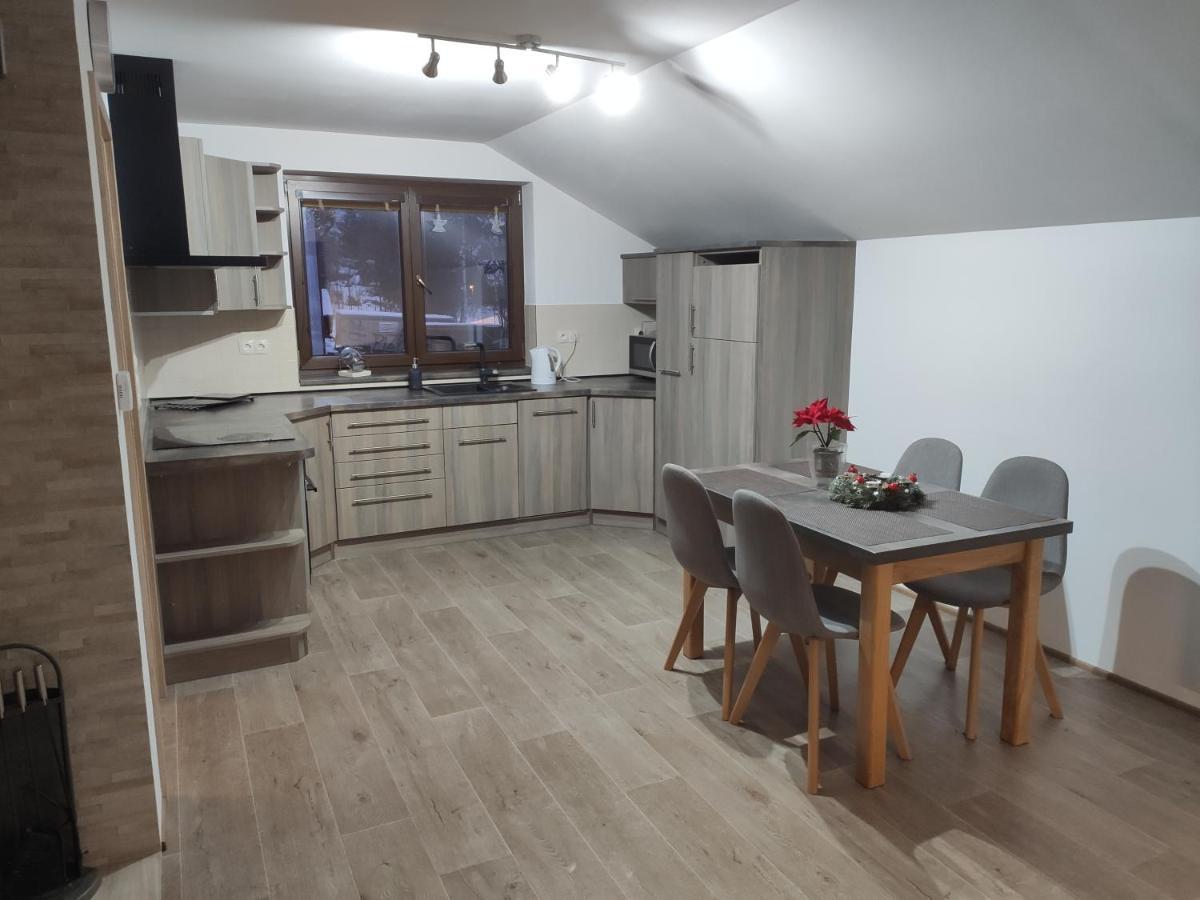 Apartman Vysoke Nad Jizerou Bagian luar foto
